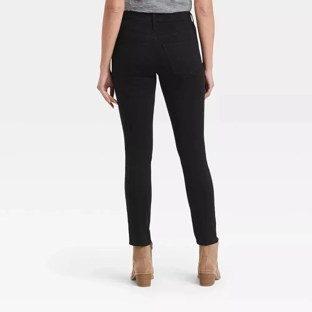 Women's High-Rise Skinny Jeans - Universal Thread Black 6 Short - Picture 3 of 6